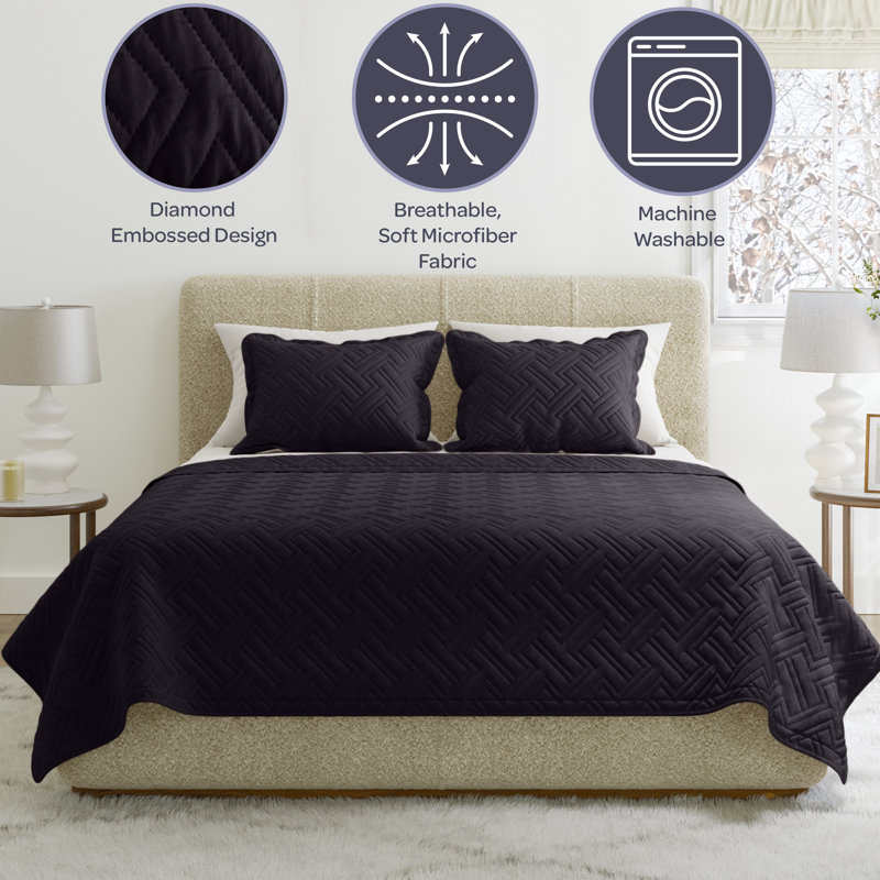 3-Piece King Quilt Bedding Set - Bedspread and 2 King Pillow Shams with Embossed Diamond Pattern - Lightweight Bed Set for All Seasons - Soft Microfiber Coverlet by Lavish Home (Black)