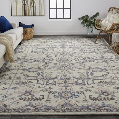 Bronaugh Wool Oriental Indoor Rug