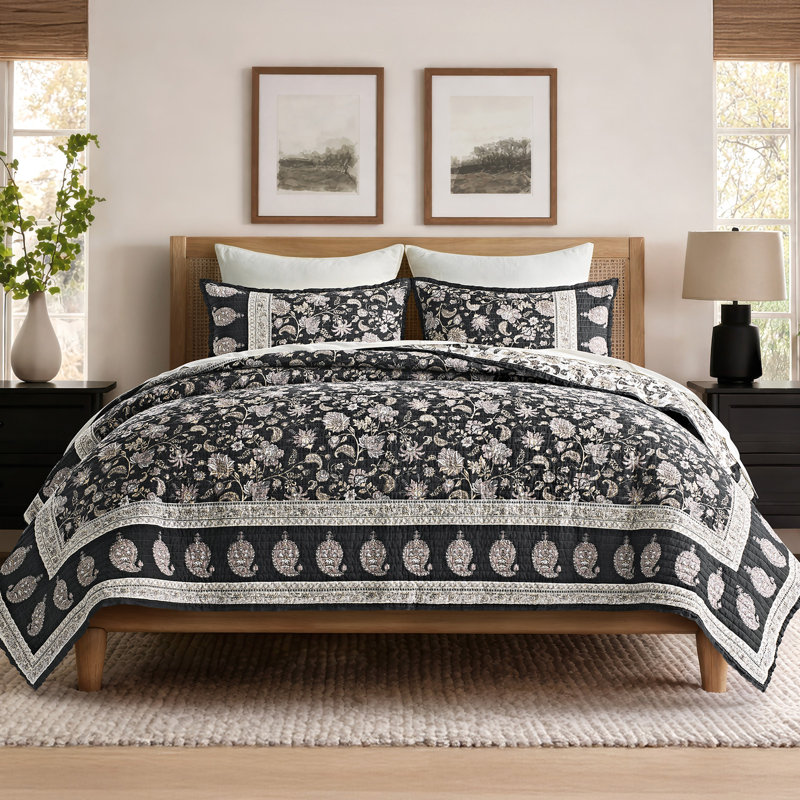 100% Cotton Patchwork Quilt Set, King Quilt + 2 King Shams, Ebony Taupe Floral