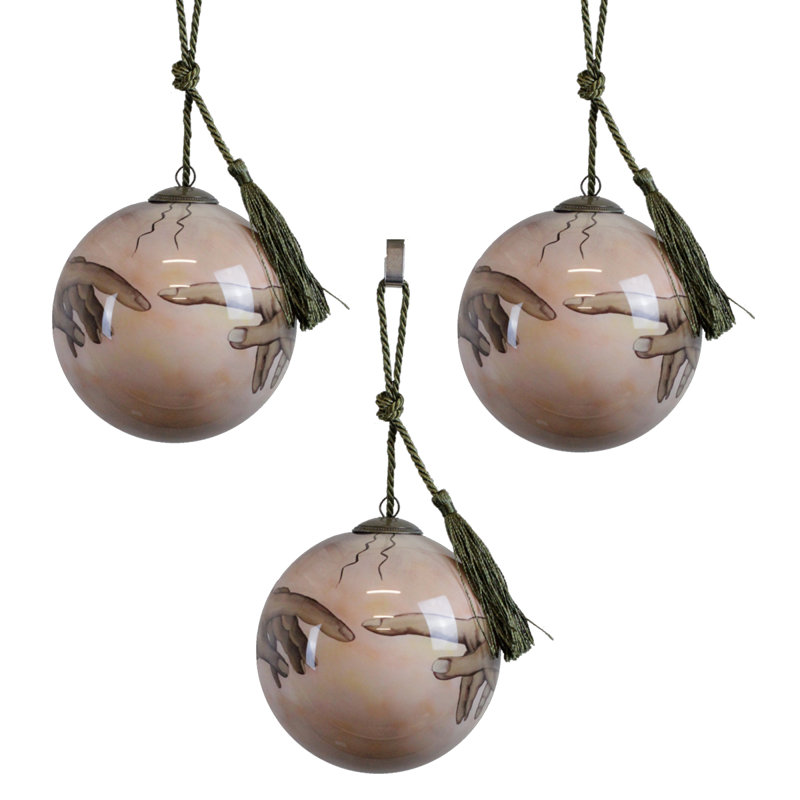 Ornement création d'Adam Ball