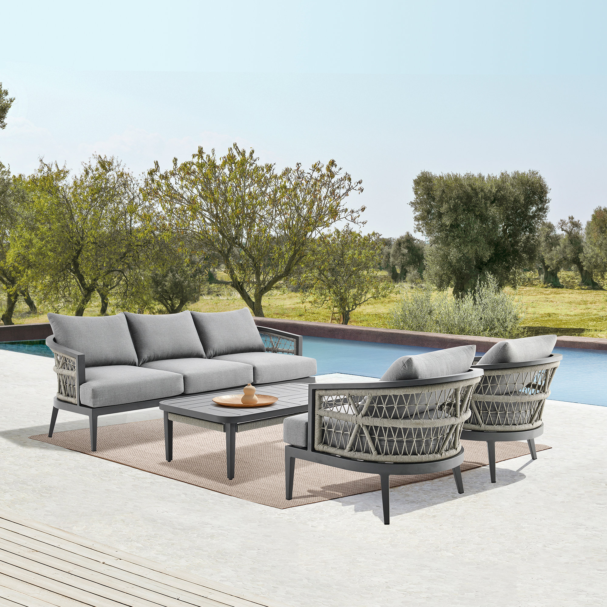 Evalyn Metal Outdoor Lounge Chair