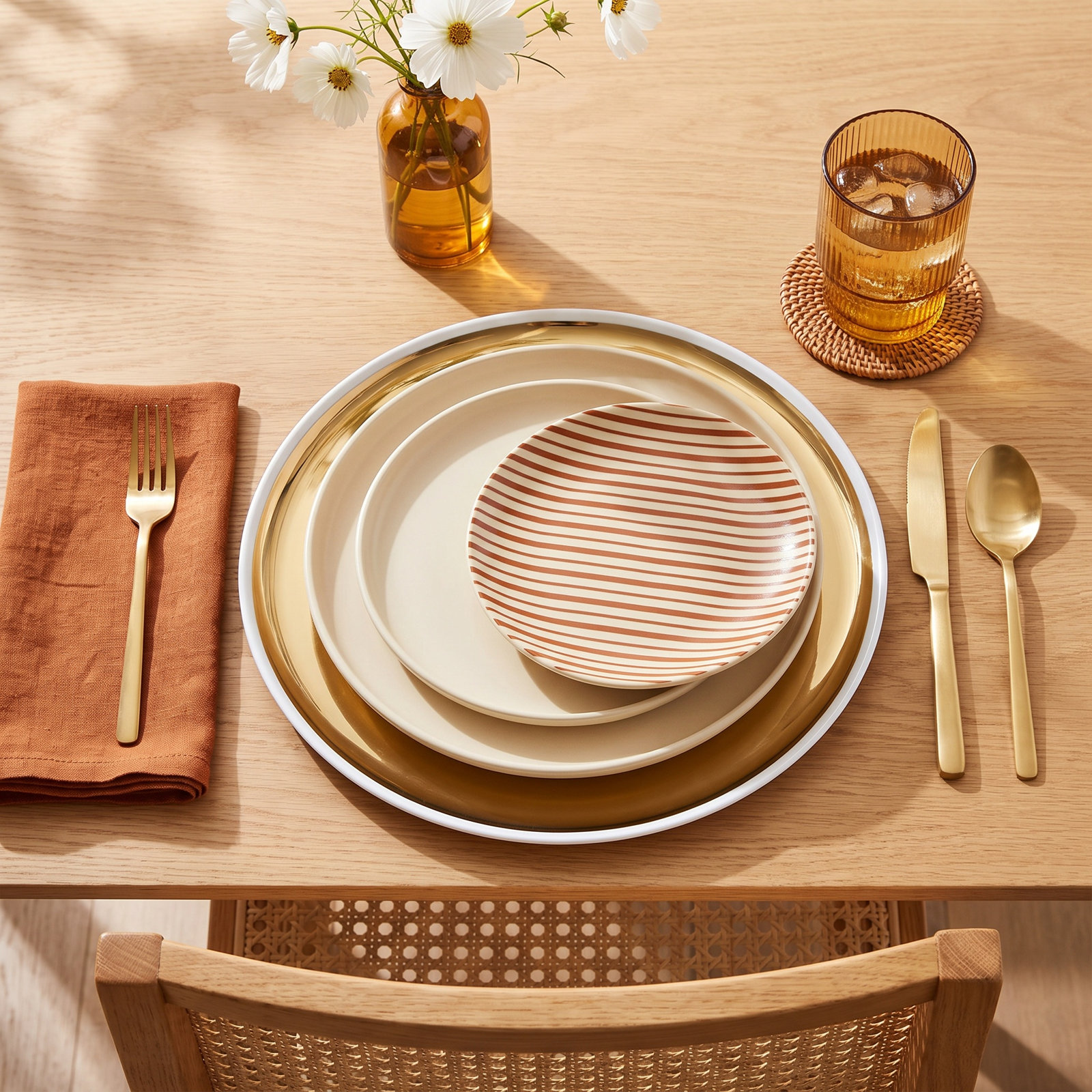 Dauville Porcelain Charger, Gold