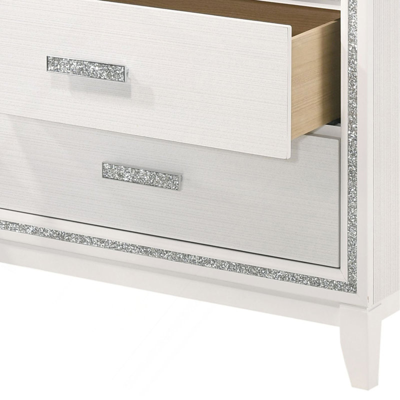 Commode à finition blanche