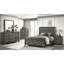Élégant lit simple gris en bois, décoration de chambre à coucher surélevée contemporaine avec une construction stable