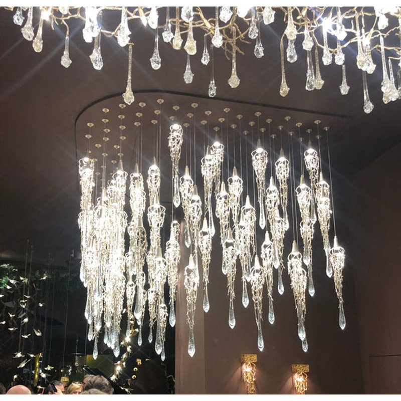 Lustre Saraghna, Argent