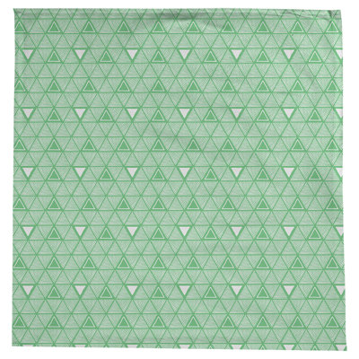 Nappe triangles dessinés à la main classiques