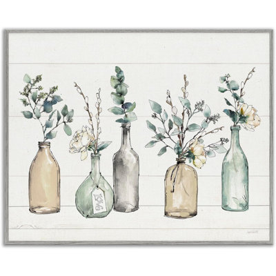 Bouteilles et plantes, bois de ferme texturé, art mural par Anne Tavoletti, 11 x 14, multicolore