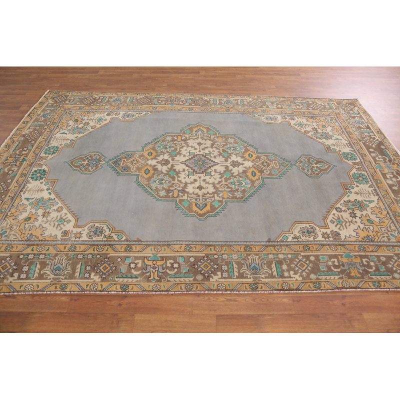 Tapis traditionnel en laine à motif géométrique 6 x 9