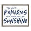 Cadre flottant Memories Made In Sunshine, design par lettré et doublé-311433259-311433262