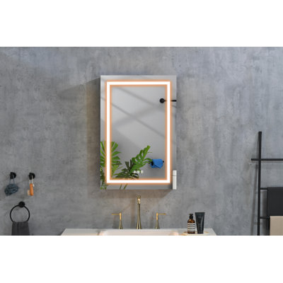 Armoire à pharmacie avec miroir à éclairage de surface Haarika, armoire à pharmacie avec éclairage en surface, à intensité variable, tablettes réglables, armoire à pharmacie à interrupteur intelligent, cadre en aluminium, porte s'ouvrant à gauc