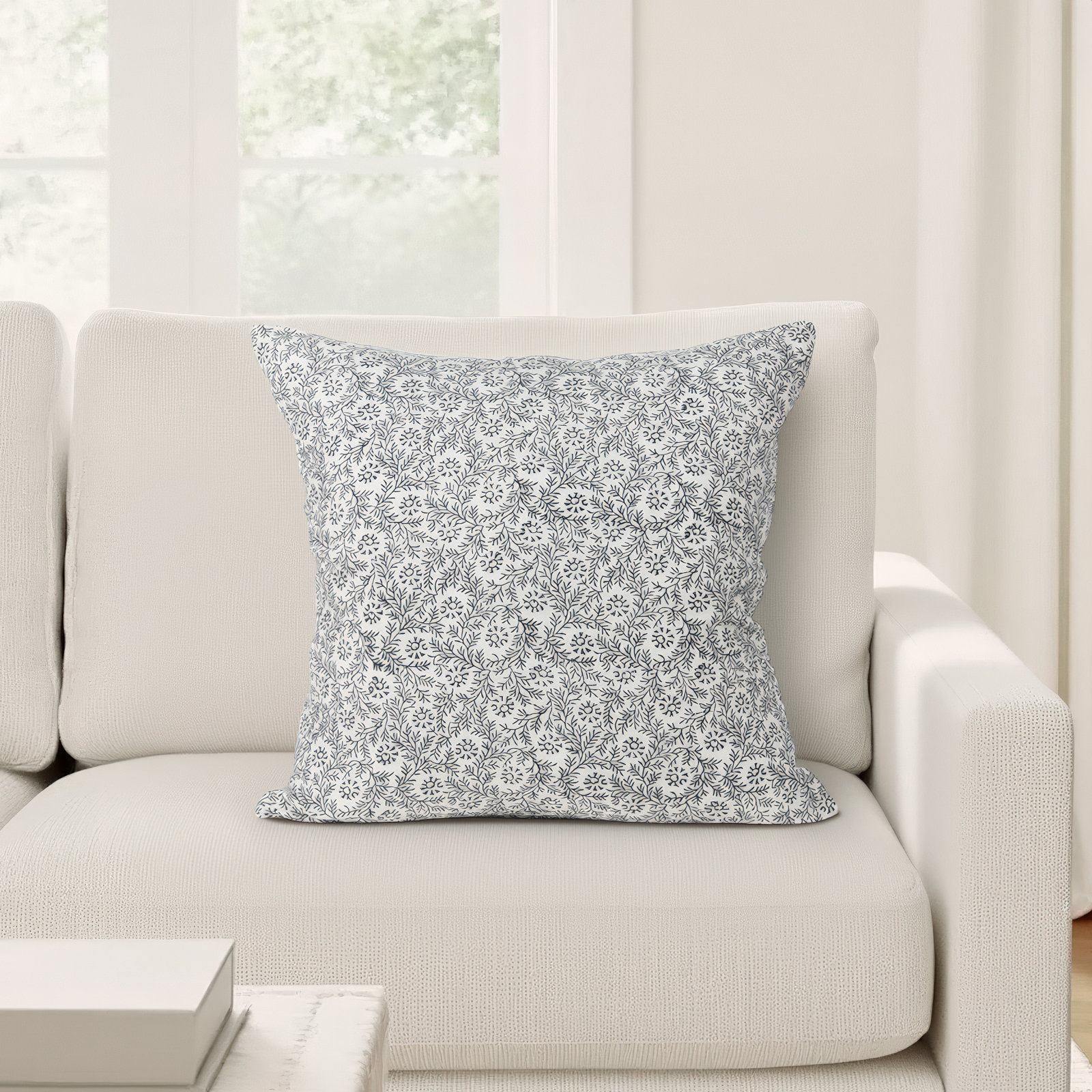 Elisandra 22" Linen Pillow Cover, Cream/Slate