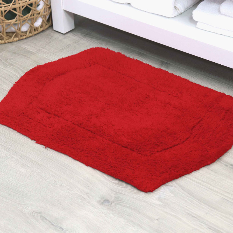 Tapis pour salle de bain Morissette, L 21 po x L 34 po, Rouge