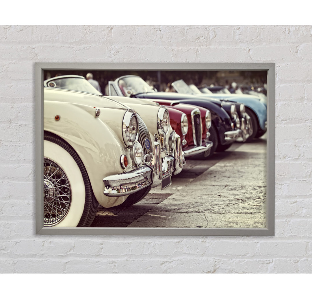 Classic Cars In A Row - Einzelner Bilderrahmen Kunstdrucke auf Leinwand