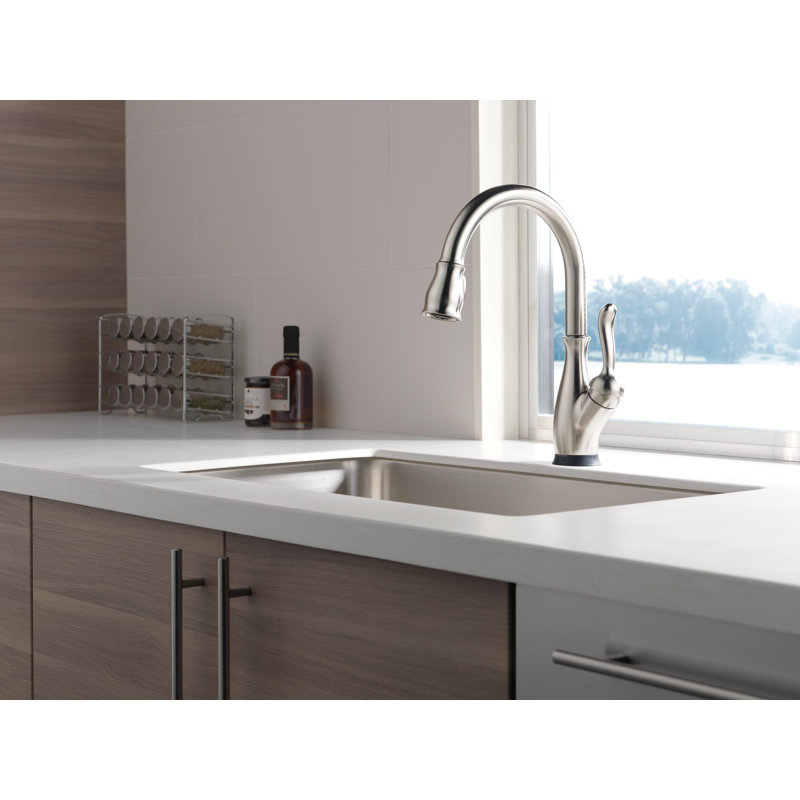 Robinet de cuisine à poignée simple avec technologie Touch20 Leland, ACIER INOXYDABLE SPOTSHIELD