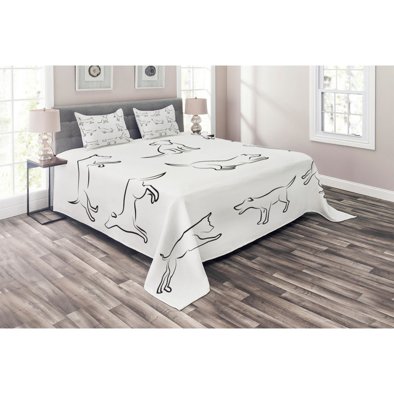 Dog Farmhouse / Country Coverlet