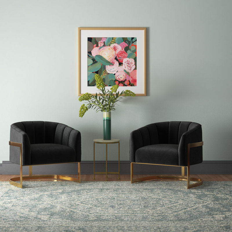 Fauteuil demi-tonneau rembourré l 30 po Romy, Velours noir