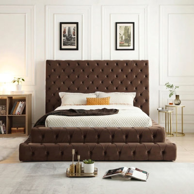 Elen Tufted Velvet Bed