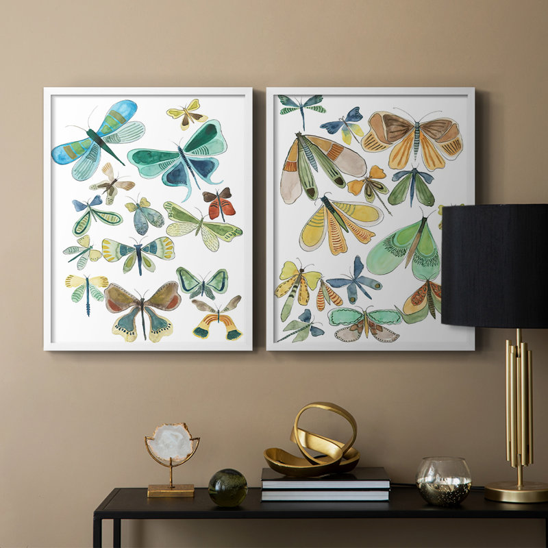 «Wings Galore I», reproduction encadrée de qualité supérieure - prête à être accrochée - aucun clou requis - aucun clou requis