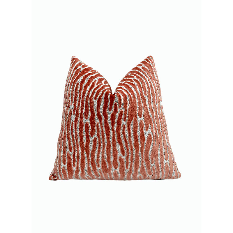 Housse de coussin décoratif rayée en velours, H 20 po x l 20 po, Blanc / rose / orange rayé