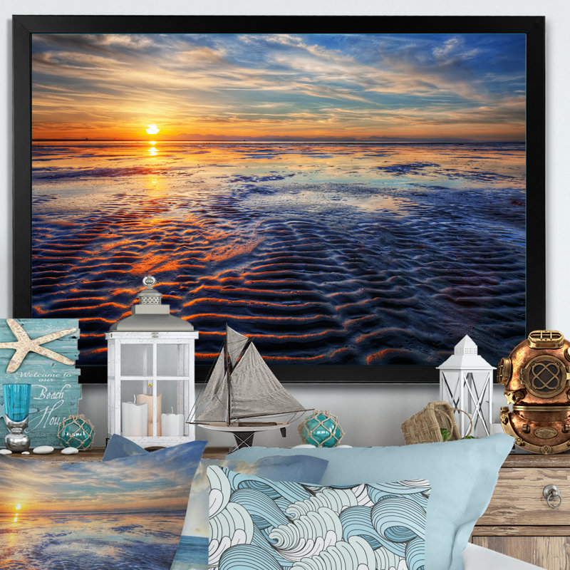 Coucher de soleil sur un beau ciel, Impression noire sur toile encadrée, H 8 po x l 12 po x P 1 po