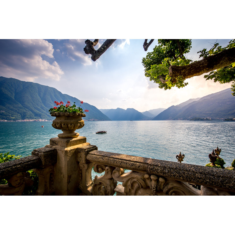 Lac de Côme, Italie - reproduction d'art sur toile tendue, H 8 po x l 12 po