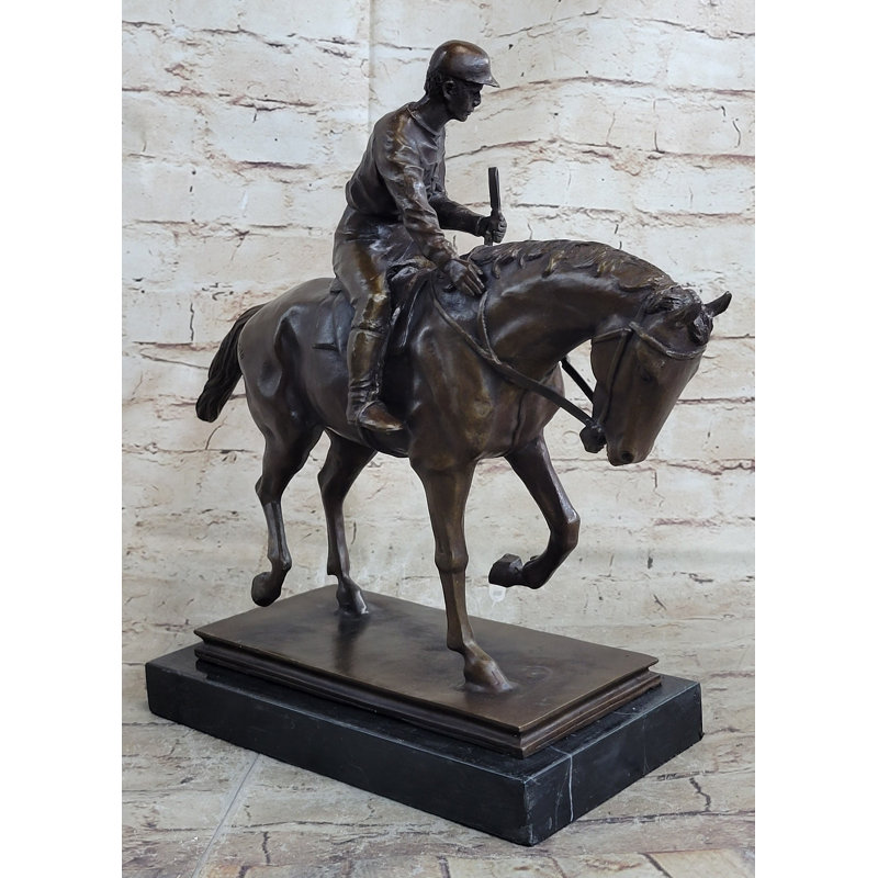 Figurines et sculptures Tasmine