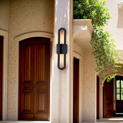 Jeniva Wrought Iron LED Wall Light