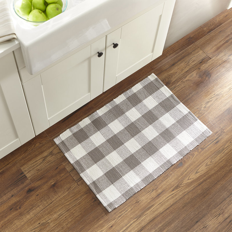 Skookum Farmhouse Living Buffalo Check Kitchen Rug, Rectangle 1'8" x 3', Tan