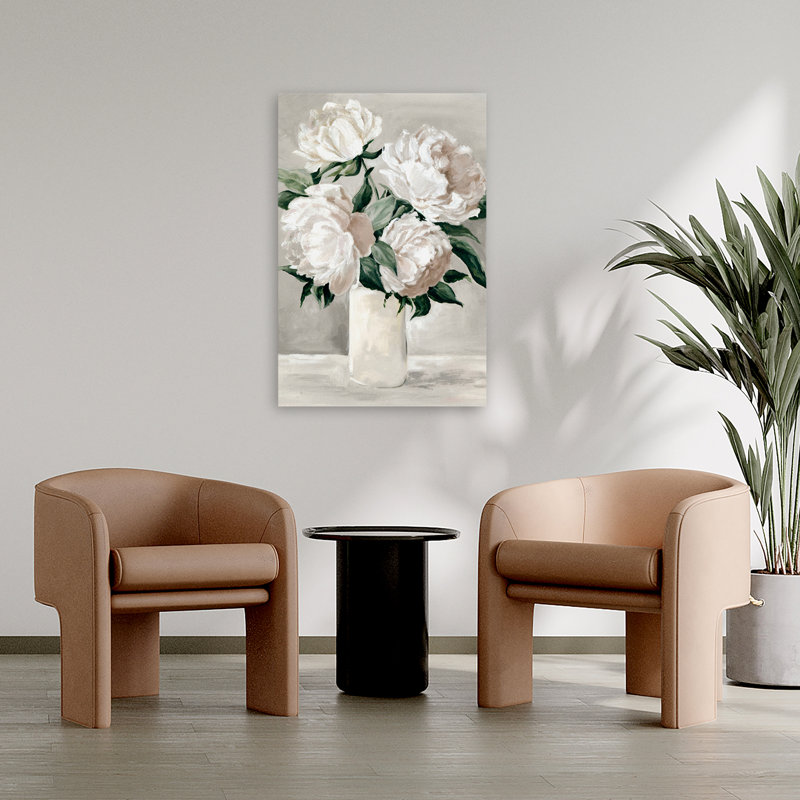 Fleurs et pivoines dans un vase blanc, H 36 po x l 24 po