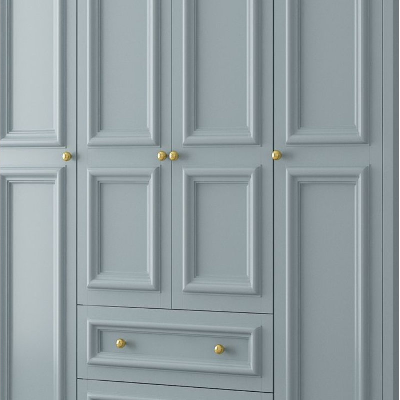 Garde-robe simple de couleur unie