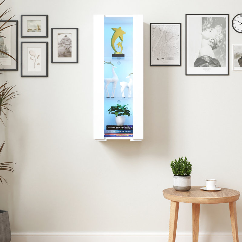 Unités de rangement avec tablettes en verre et bande en aluminium pour armoires de chambre à coucher qui éclairent le bureau