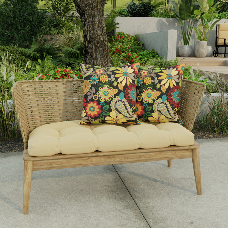 18" x 18" Outdoor Throw Pillow, Gaya Pizzaz