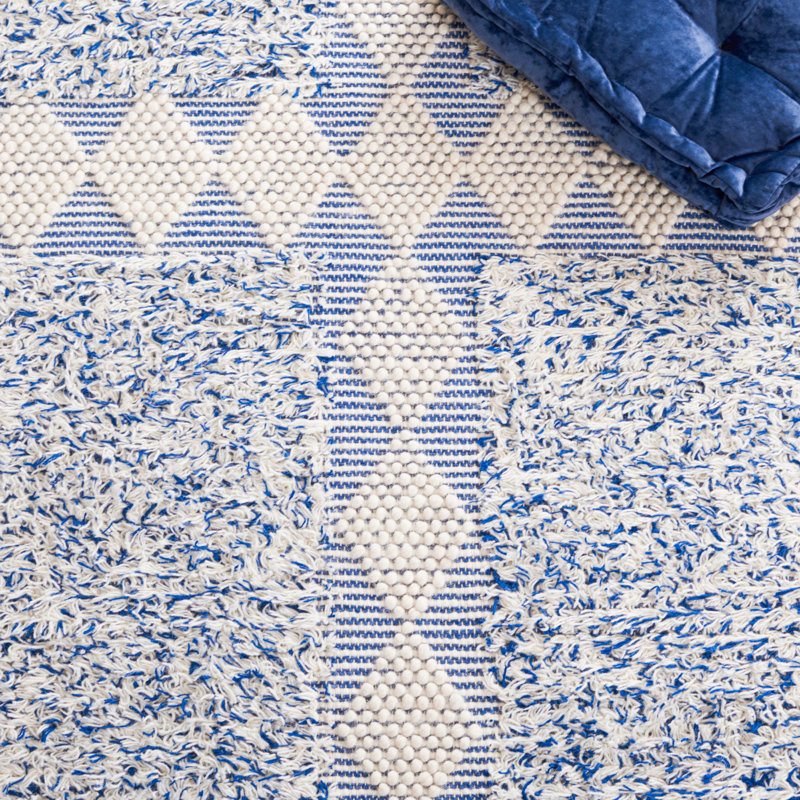 Natura Hand Loomed Wool/Cotton Abstract Rug in Blue/Ivory, Rectangle 3' x 5'