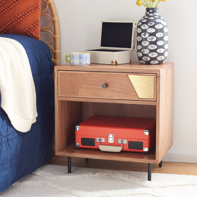 Bloomdale 19'' W Nightstand