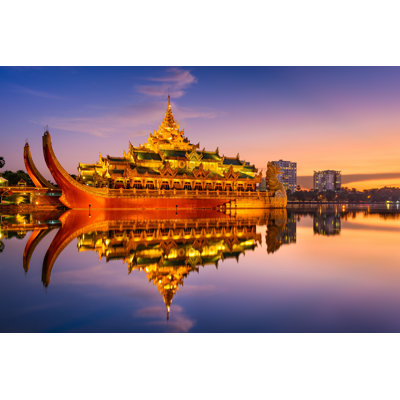 " Karaweik Palace In Myanmar "