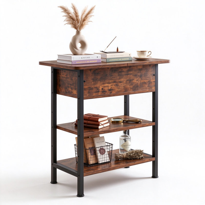 Table d'appoint de 61 cm de haut avec station de recharge intégrée, rangement dissimulé sous un couvercle rabattable et étagères ouvertes à 2 niveaux.