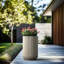 Grand pot / pot rond en béton avec trous de drainage-676806531-676806533