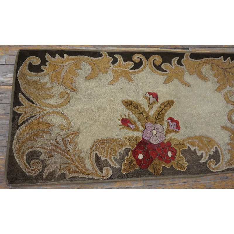 Tapis crocheté crème à motif ouvert