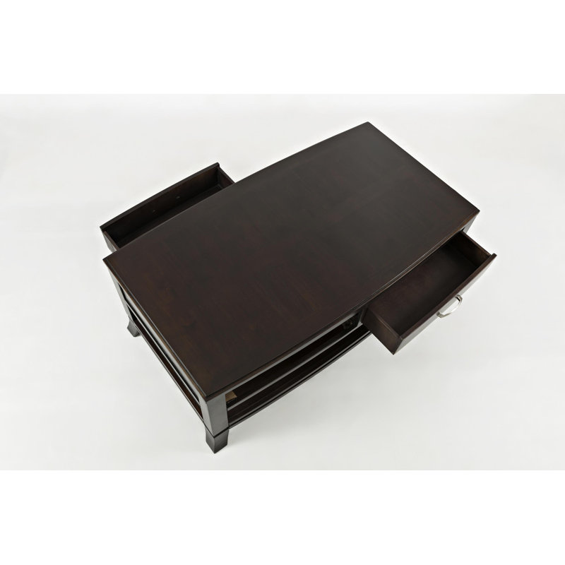 Table basse en bois massif avec rangement Danforth