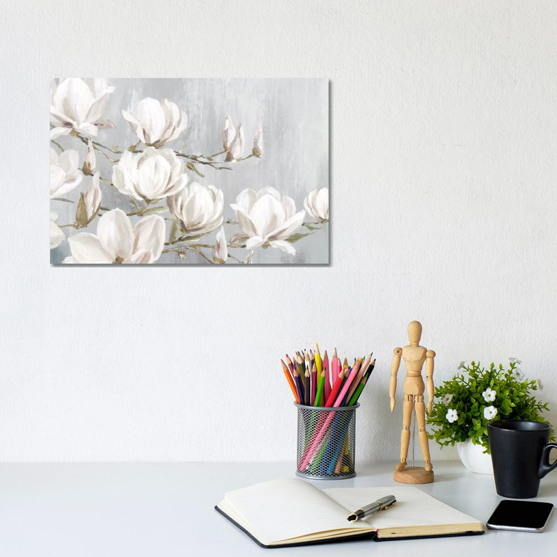 White Magnolia by Eva Watts - Wrapped Canvas Print, Wrapped Canvas, 20.32 cm H x 30.48 cm W