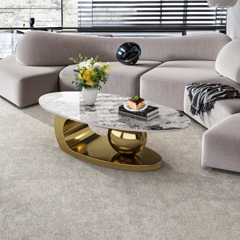 Table basse de luxe moderne en marbre avec base piédestal en métal 51 po Hannie, Pandora, Doré