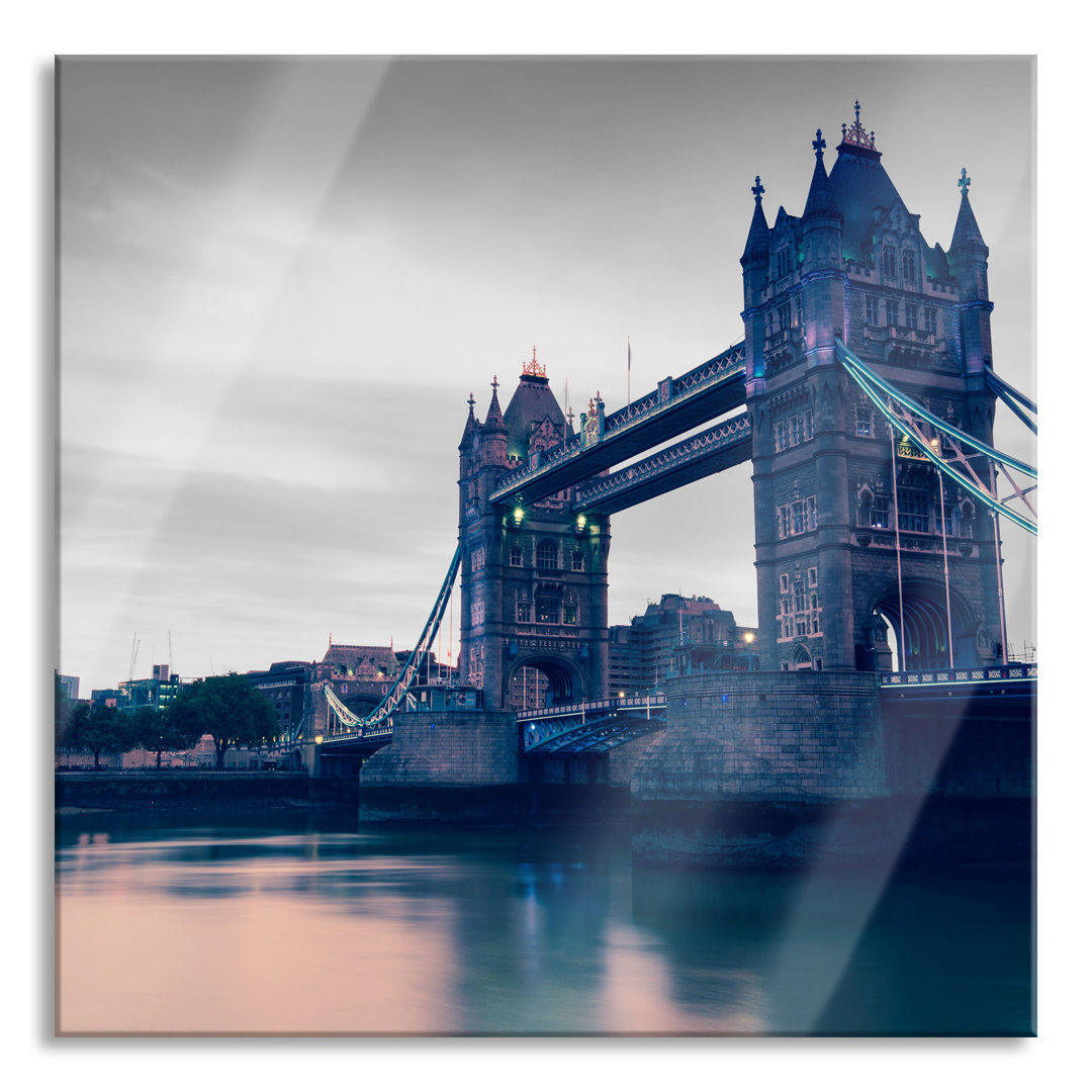 Ungerahmtes Foto auf Glas "London-Brücke über die Themse"