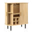 Armoire bar cannelée de 28 po avec support à 8 grilles et tablettes réglables, panneau de fibres à densité moyenne à finition naturelle et console en métal