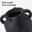 Vase en céramique noir fabriqué à la main avec un design rustique à quatre poignées, une bouche large pour les arrangements floraux, parfait pour une maison de campagne moderne et un décor vintage
