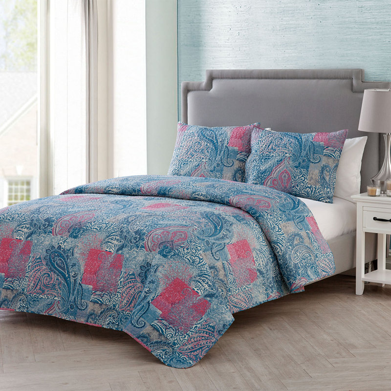 Ava 3-Piece Paisley Quilt Set, Full/Queen + 1 Quilt and 2 shams