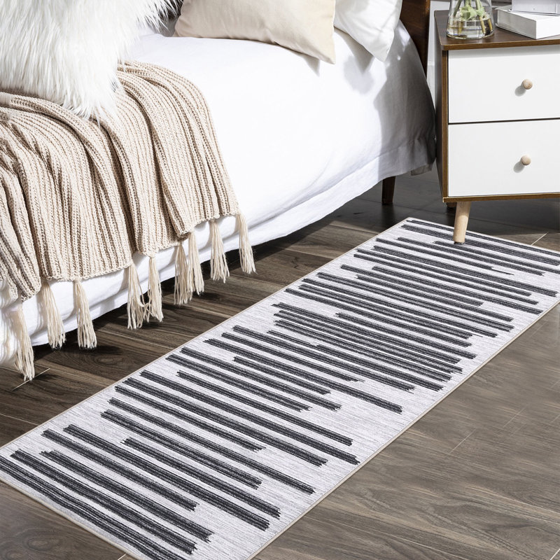 Kahley Washable Indoor Rug, Runner 2' x 6’
