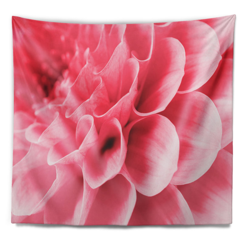 Tapisserie florale rose, H 50 po x l 60 po