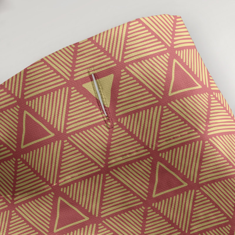 Rideau de douche simple à triangles à main classique Patricia Geoffrey, Rouge / Jaune