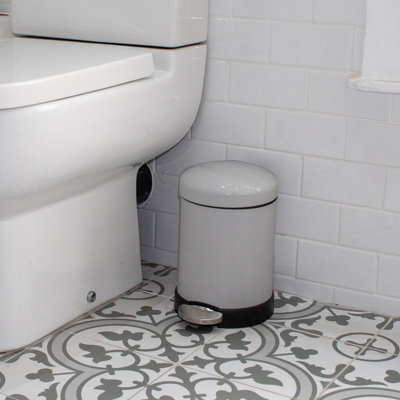 Gossett Steel Step On Waste Bin - 0.79 L