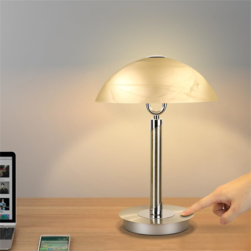 Dacien Metal Table Lamp